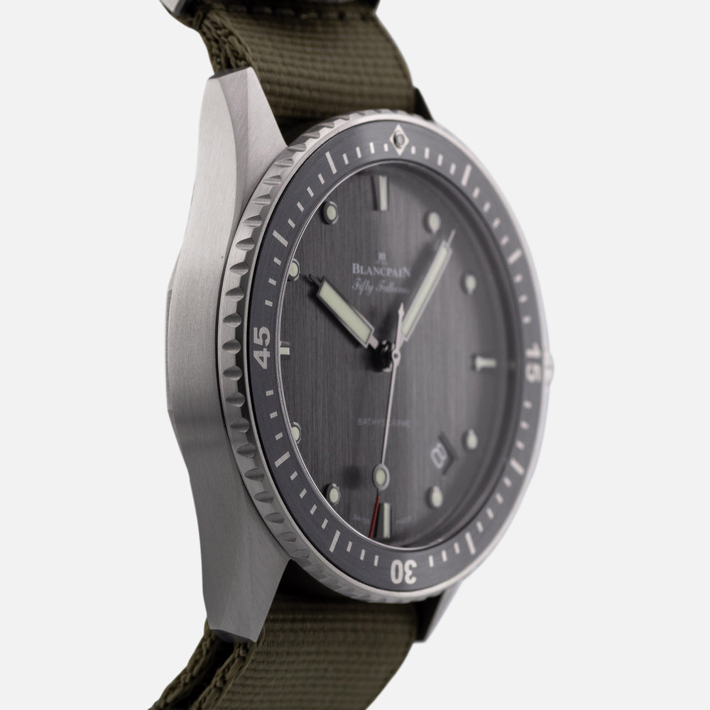 Blancpain Fifty Fathoms 5000 1210 G52A 4