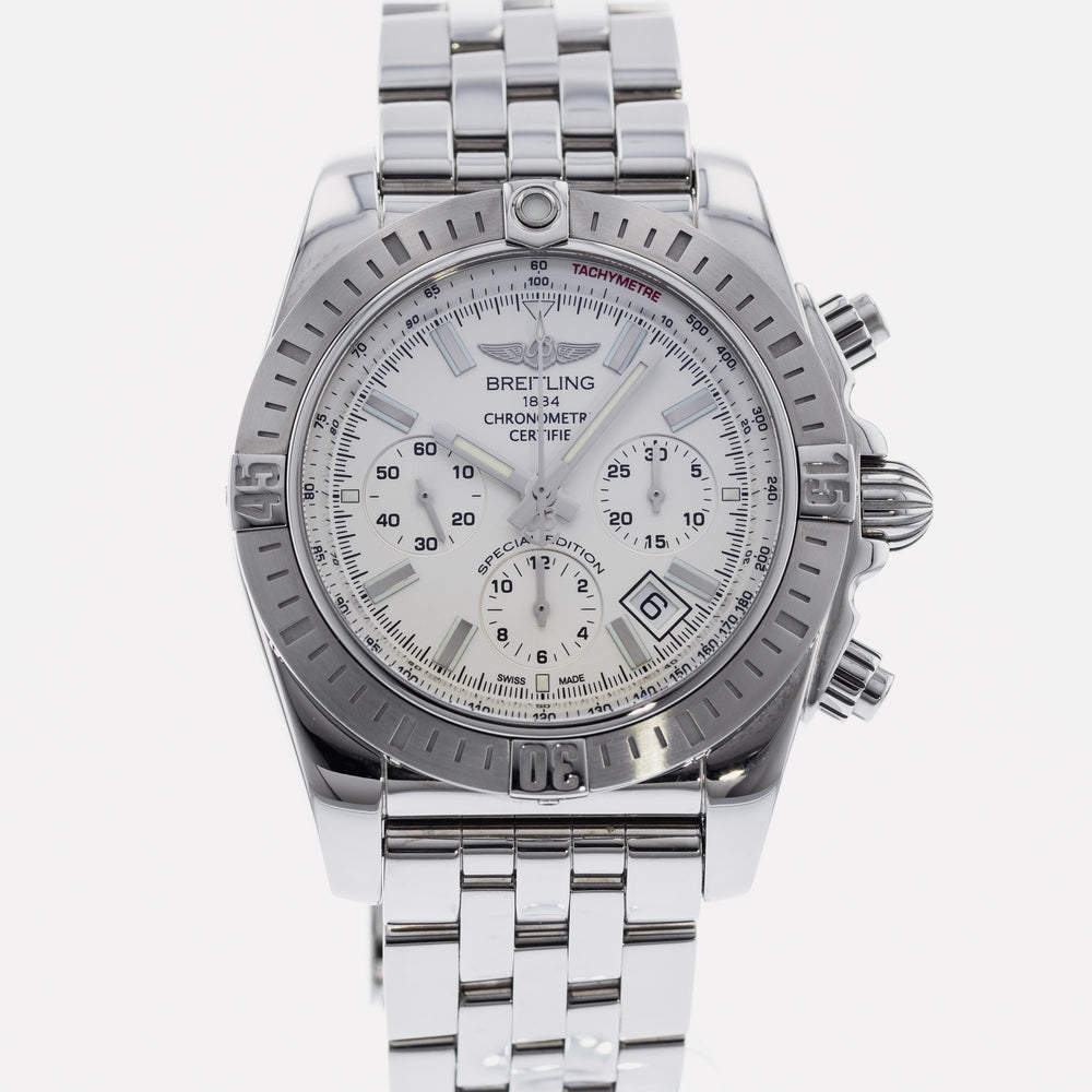 Breitling Chronomat AB0115 1