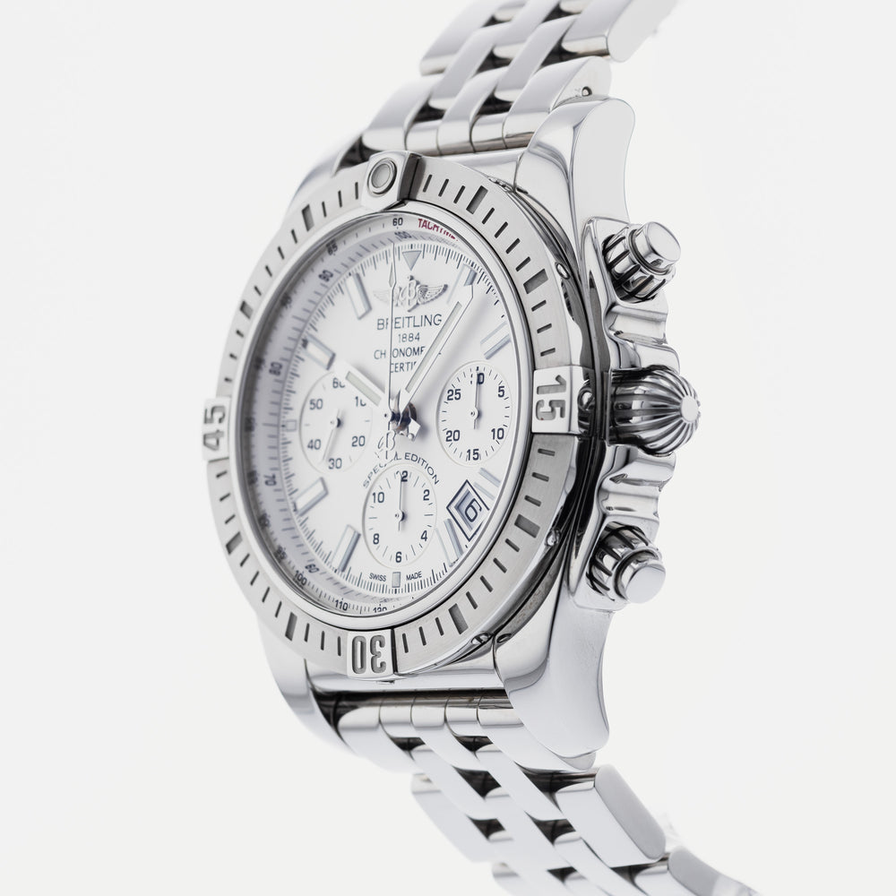 Breitling Chronomat AB0115 2