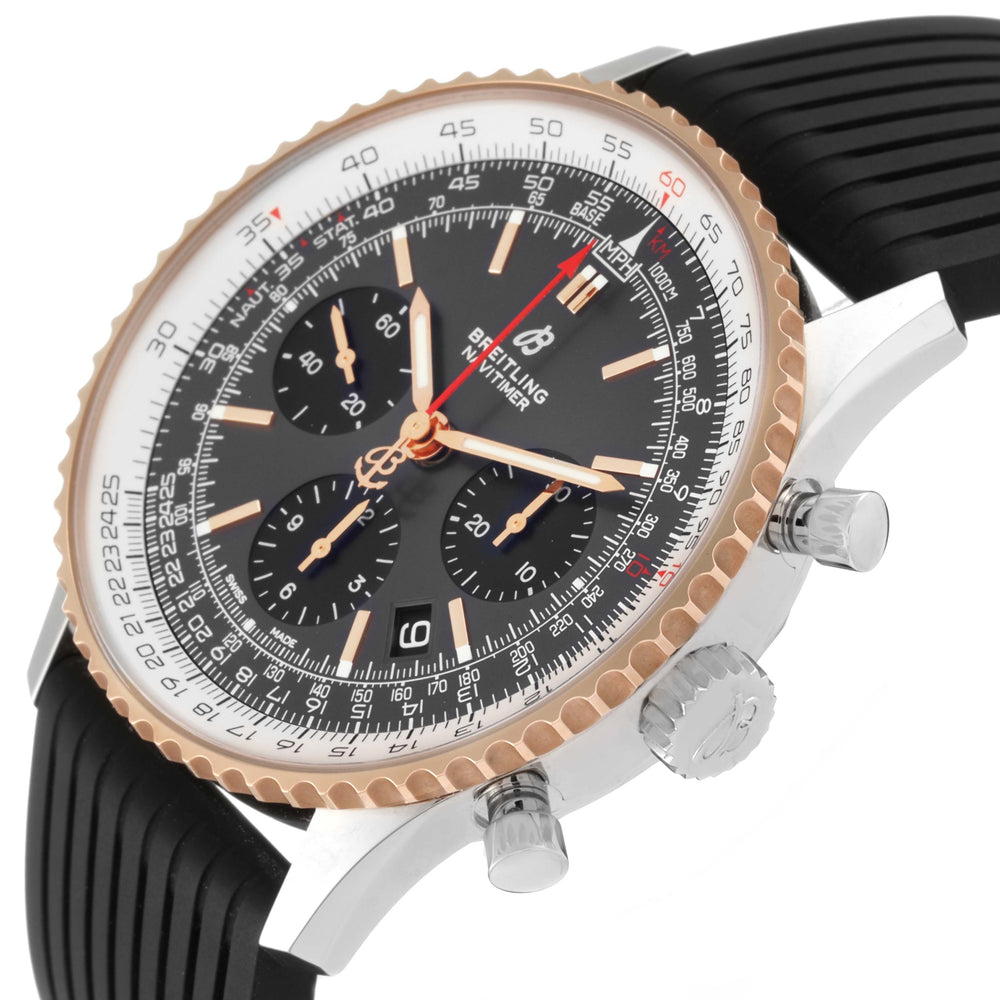 Breitling Navitimer UB012111 2