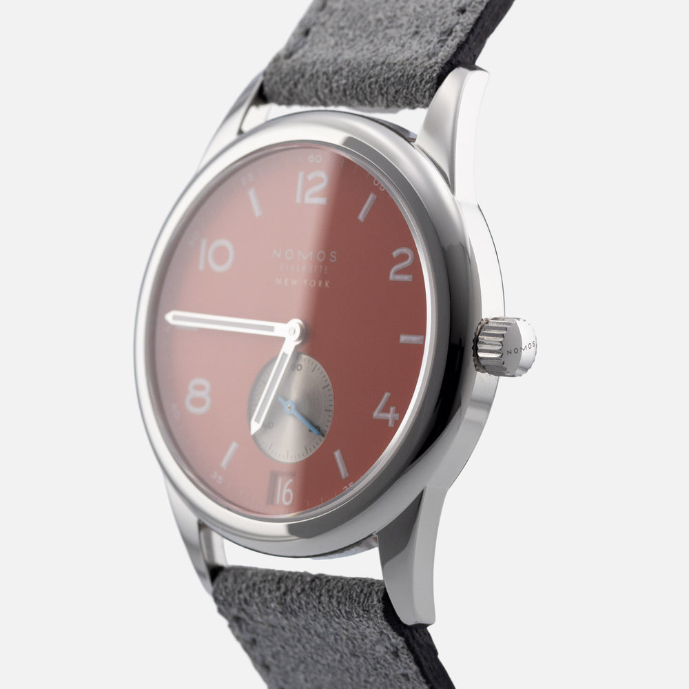 Nomos Club 733.S6 2