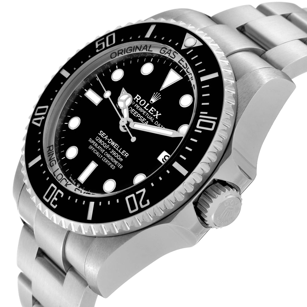 Rolex Sea-Dweller 136660 2