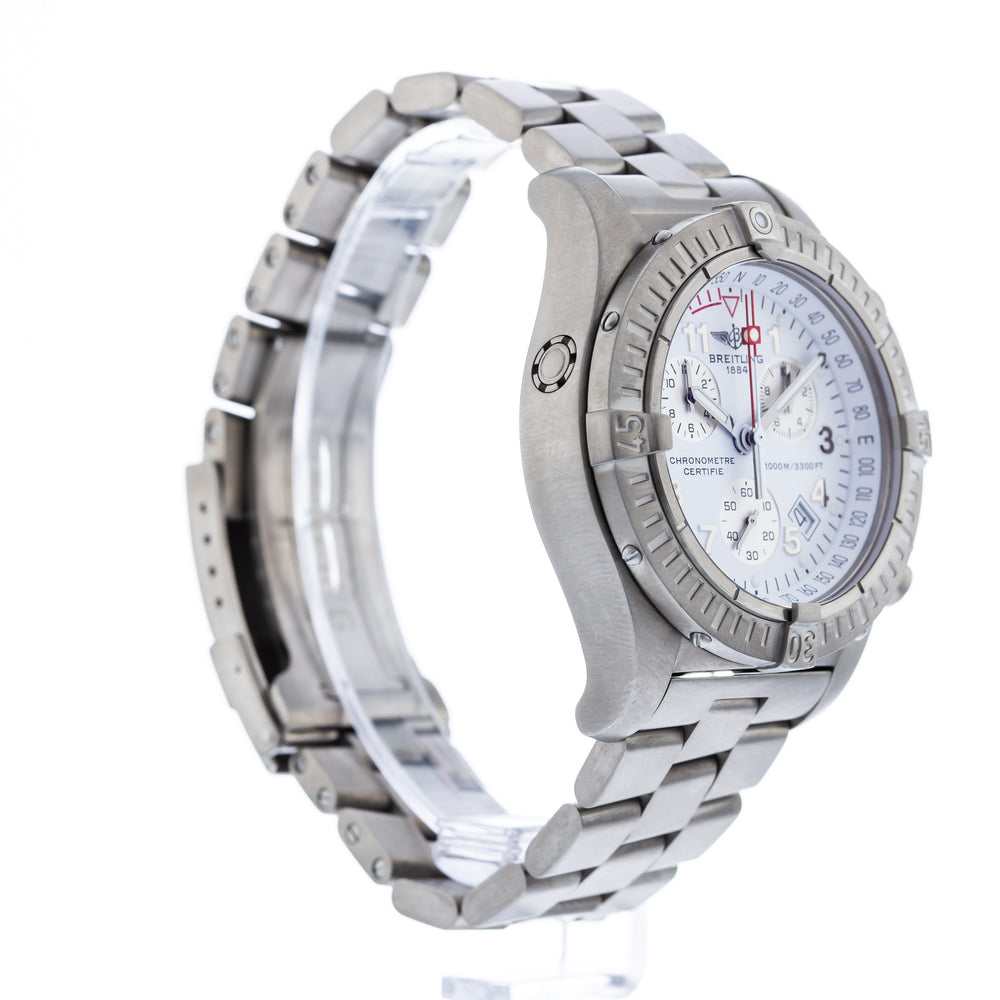 Breitling Chrono Avenger M1 E73360 6