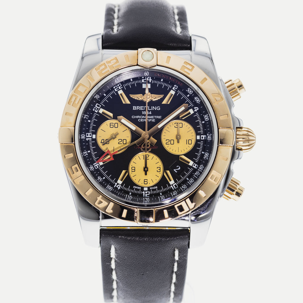 Breitling Chronomat CB0420 1