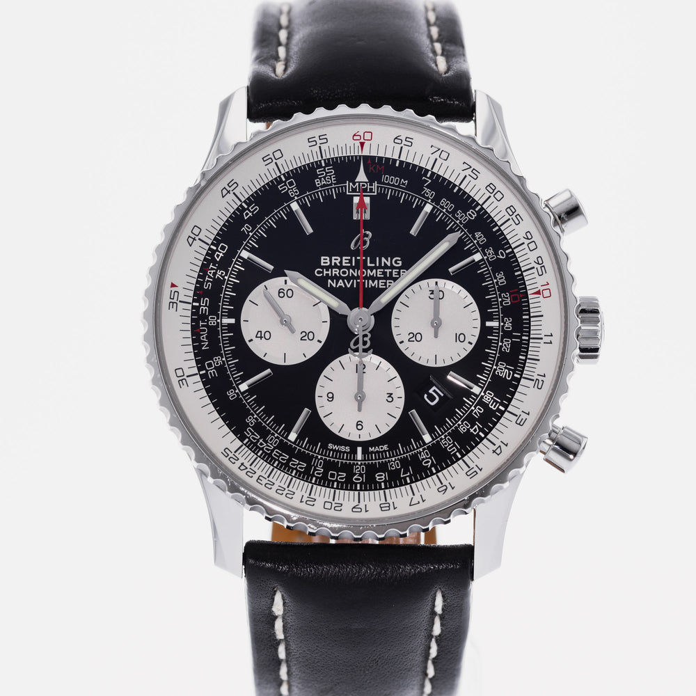 Breitling Navitimer 01 AB0127 1