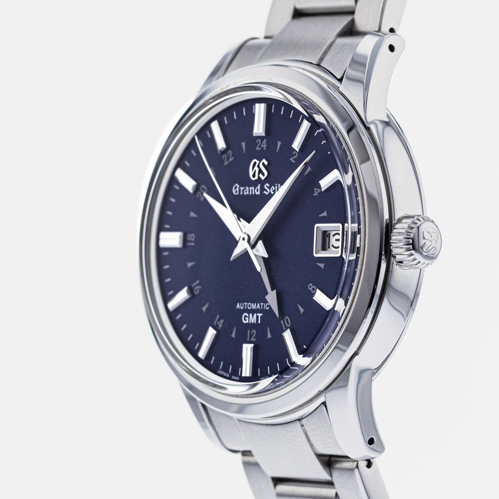 Grand Seiko Elegance GMT SBGM239 2