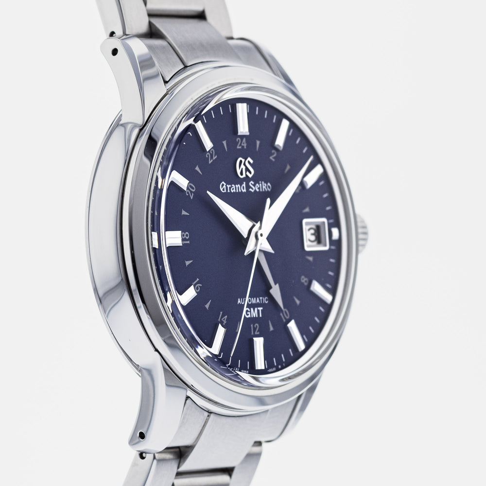 Grand Seiko Elegance GMT SBGM239 4