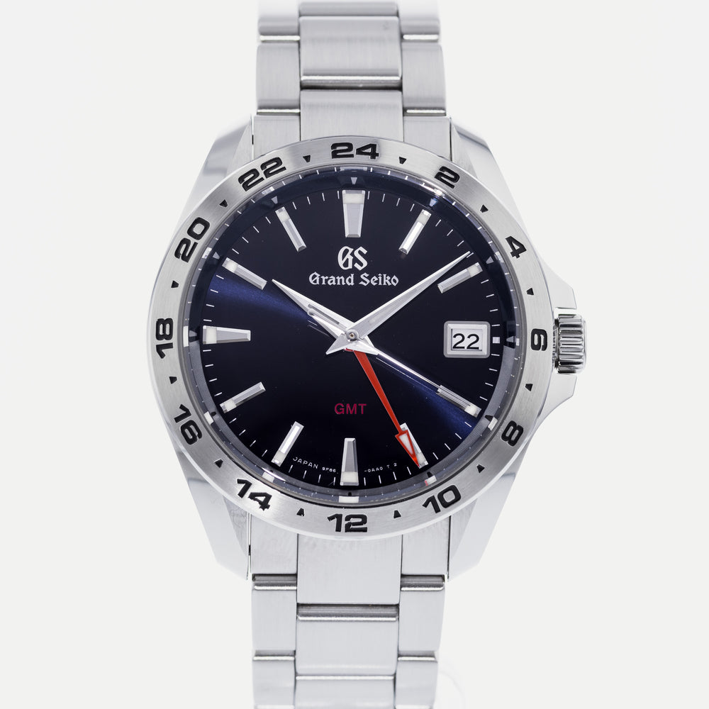 Grand Seiko Sport Quartz SBGN005 1