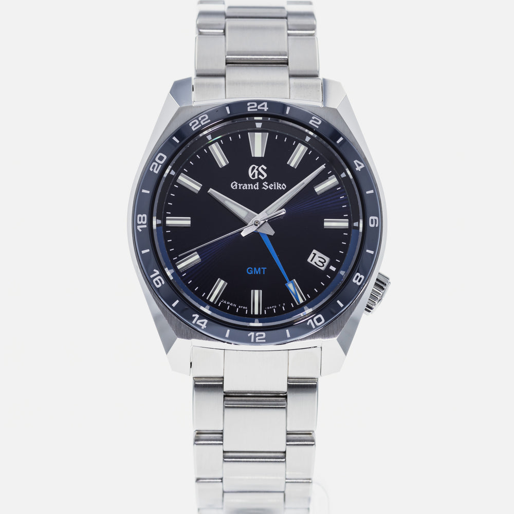 Grand Seiko Sport Quartz SBGN021 1