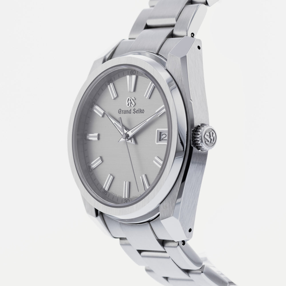 Grand Seiko Sport Quartz SBGV245 2