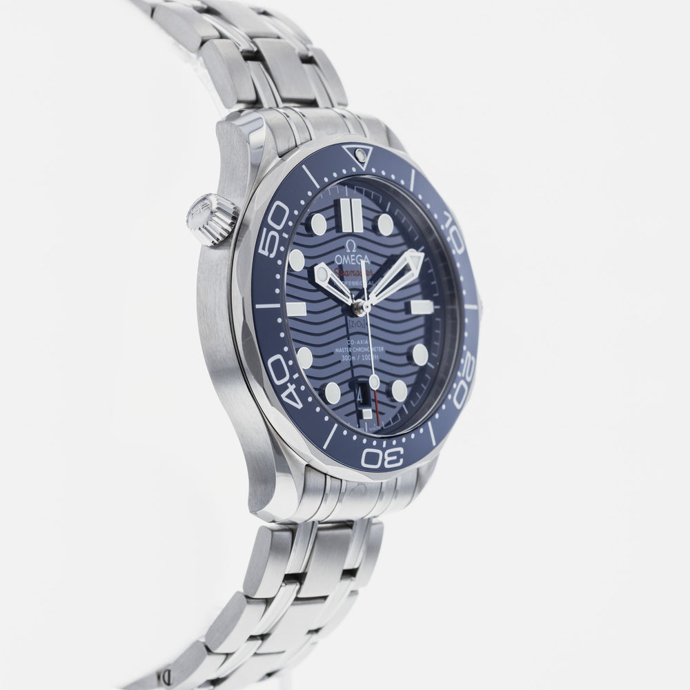 OMEGA Seamaster 300M 210.30.42.20.03.001 4