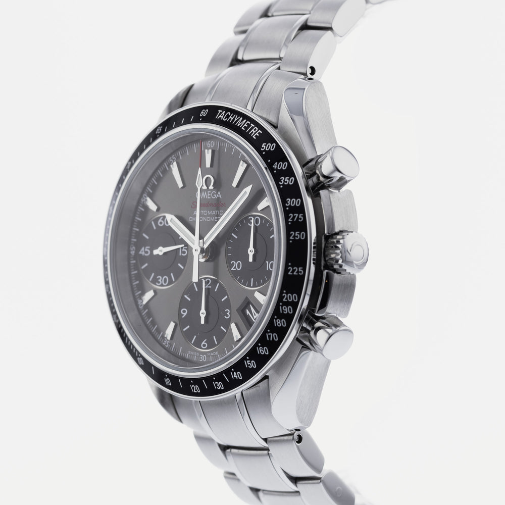 OMEGA Speedmaster Date 323.30.40.40.06.001 2