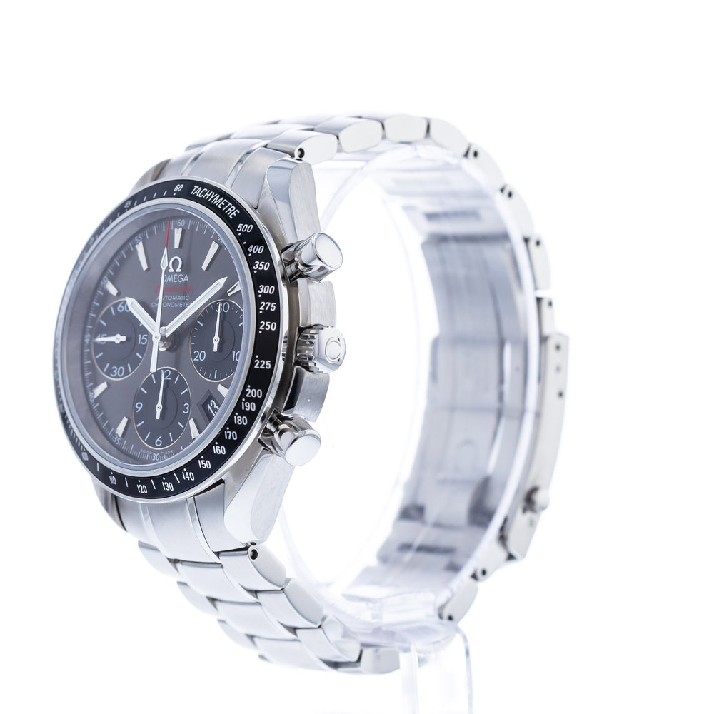 OMEGA Speedmaster Date 323.30.40.40.06.001 2