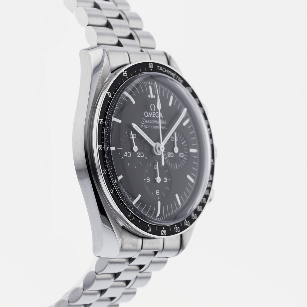 OMEGA Speedmaster Professional Moonwatch 310.30.42.50.01.001 4