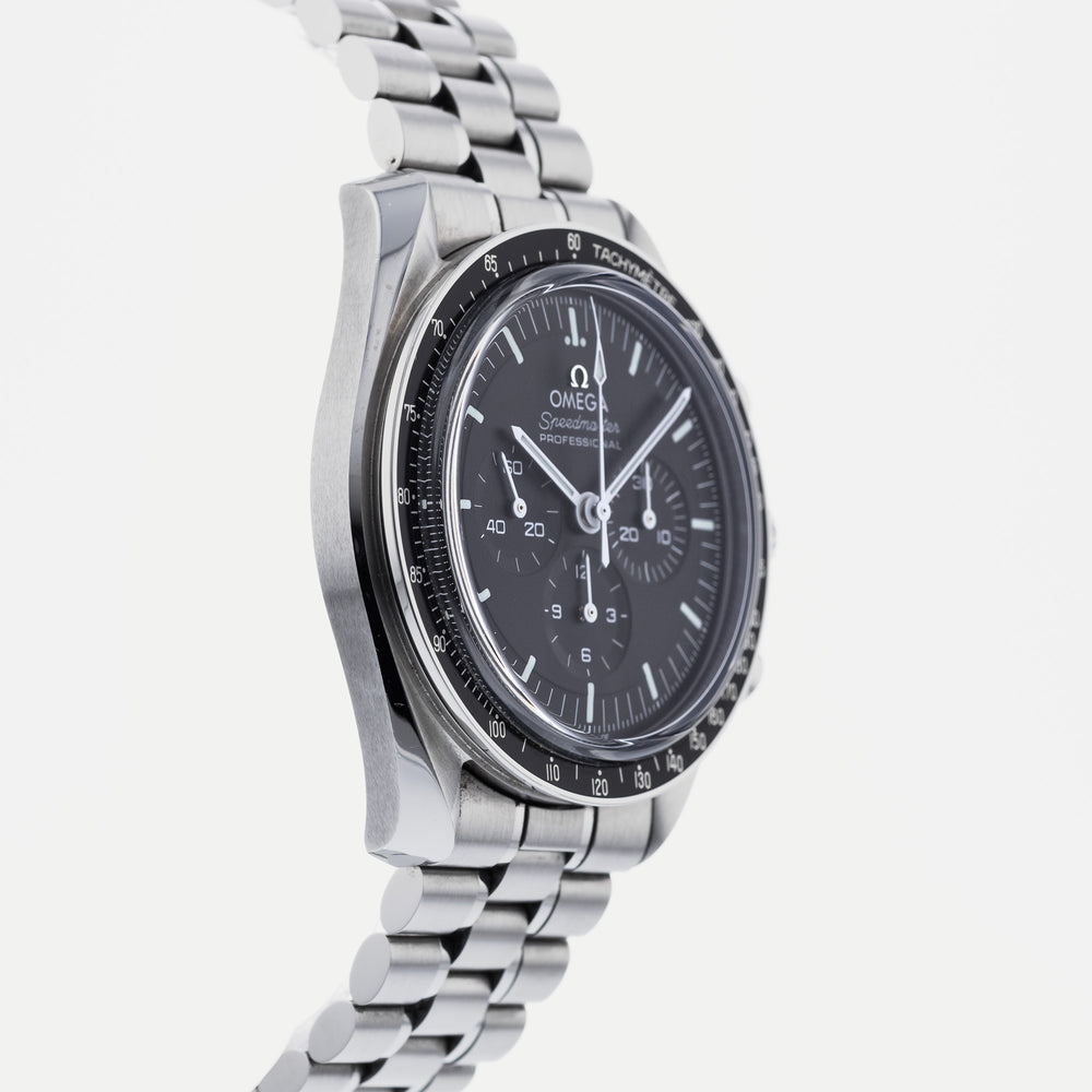 OMEGA Speedmaster Professional Moonwatch 310.30.42.50.01.002 4