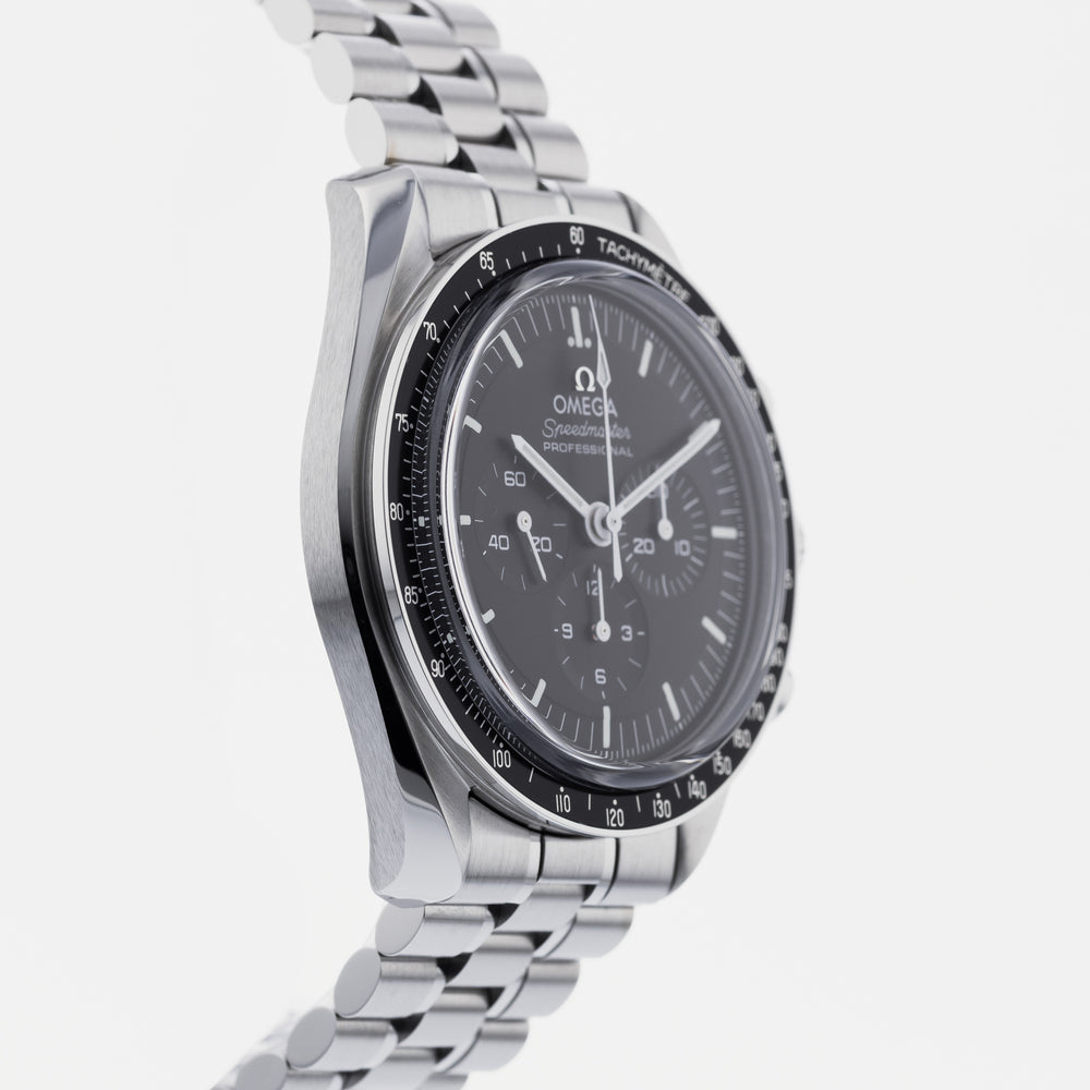 OMEGA Speedmaster Professional Moonwatch 310.30.42.50.01.002 4