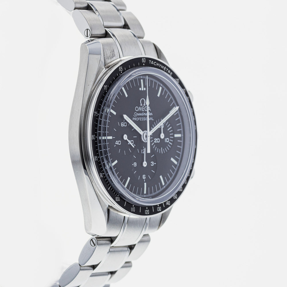 OMEGA Speedmaster Professional Moonwatch 311.30.42.30.01.006 4