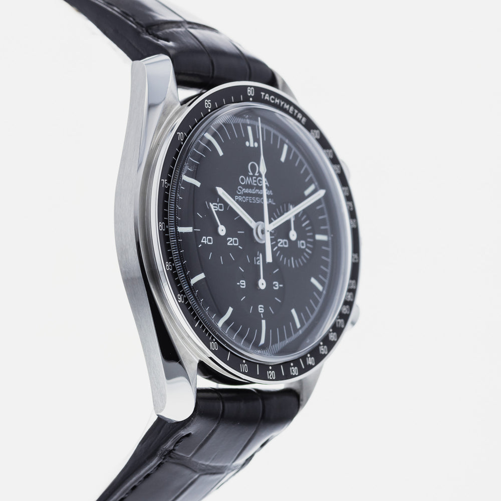 OMEGA Speedmaster Professional Moonwatch 311.33.42.30.01.001 4