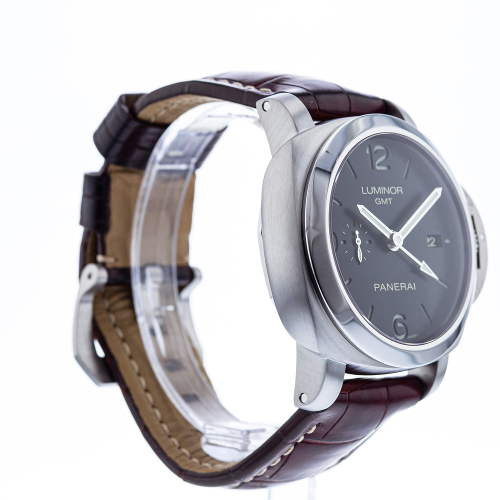 Panerai Luminor 1950 PAM 320 6