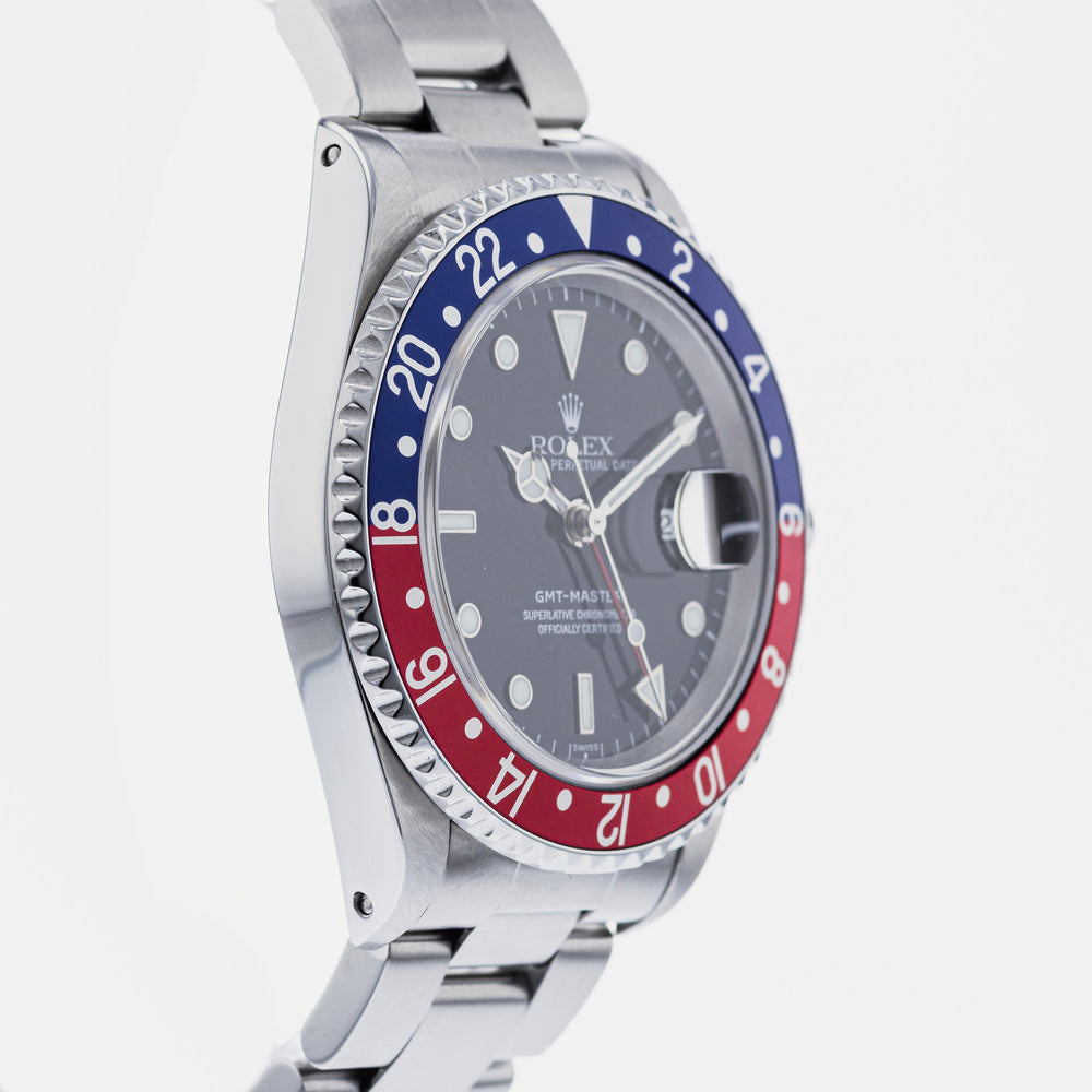 Rolex GMT-Master 16700 4