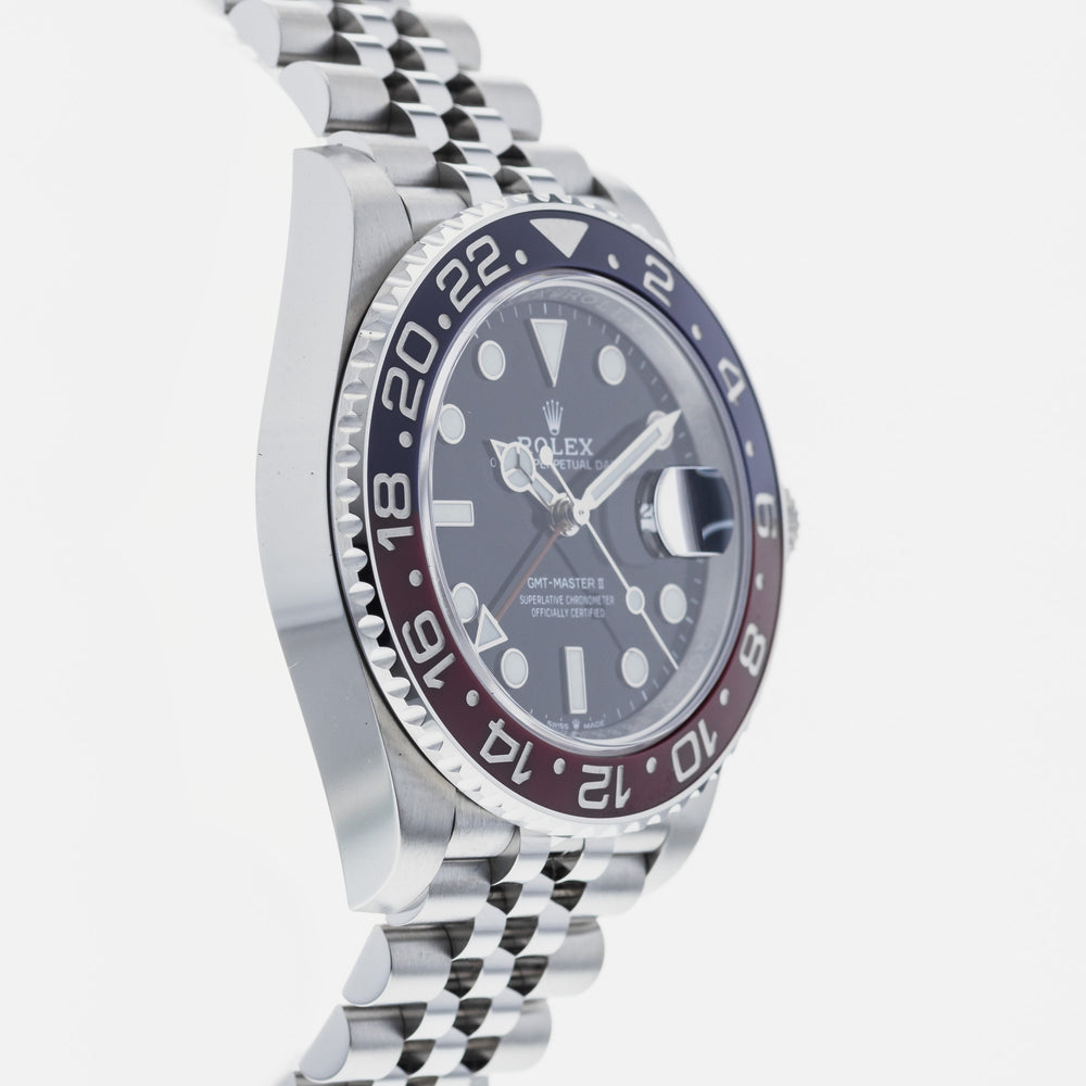 Rolex GMT-Master II 126710 4