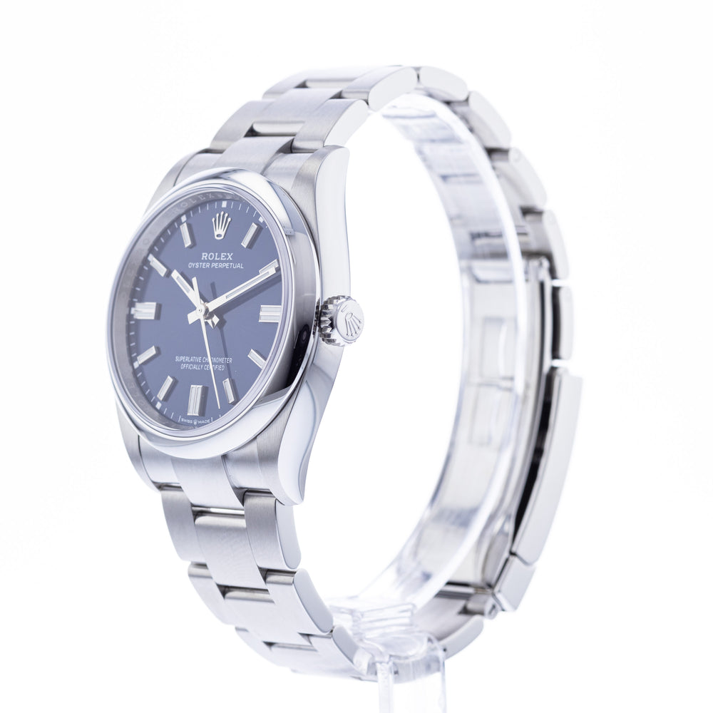 Rolex Oyster Perpetual 126000 2