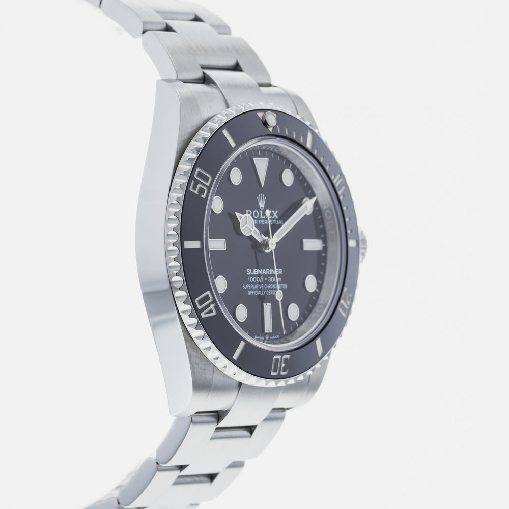 Rolex Submariner 124060 4