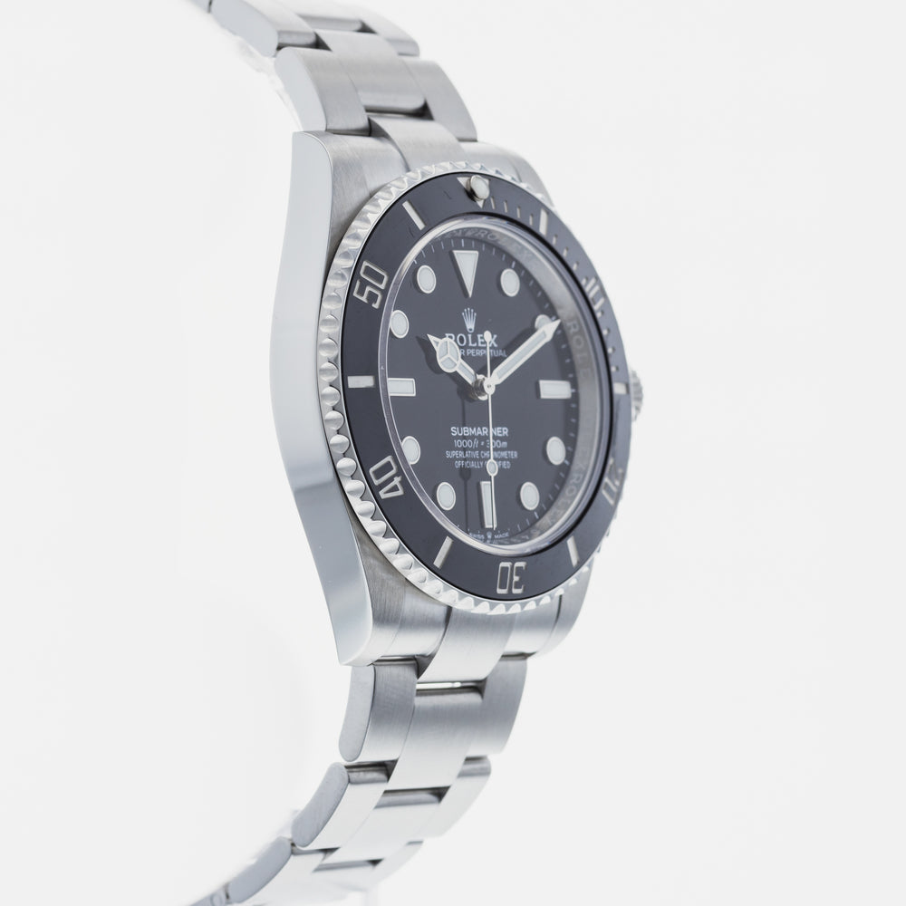 Rolex Submariner 124060 4