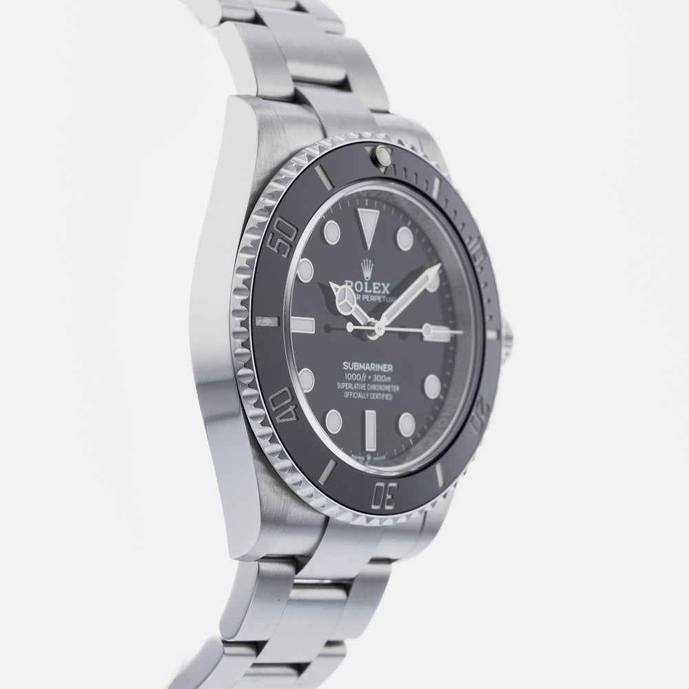 Rolex Submariner 124060 4