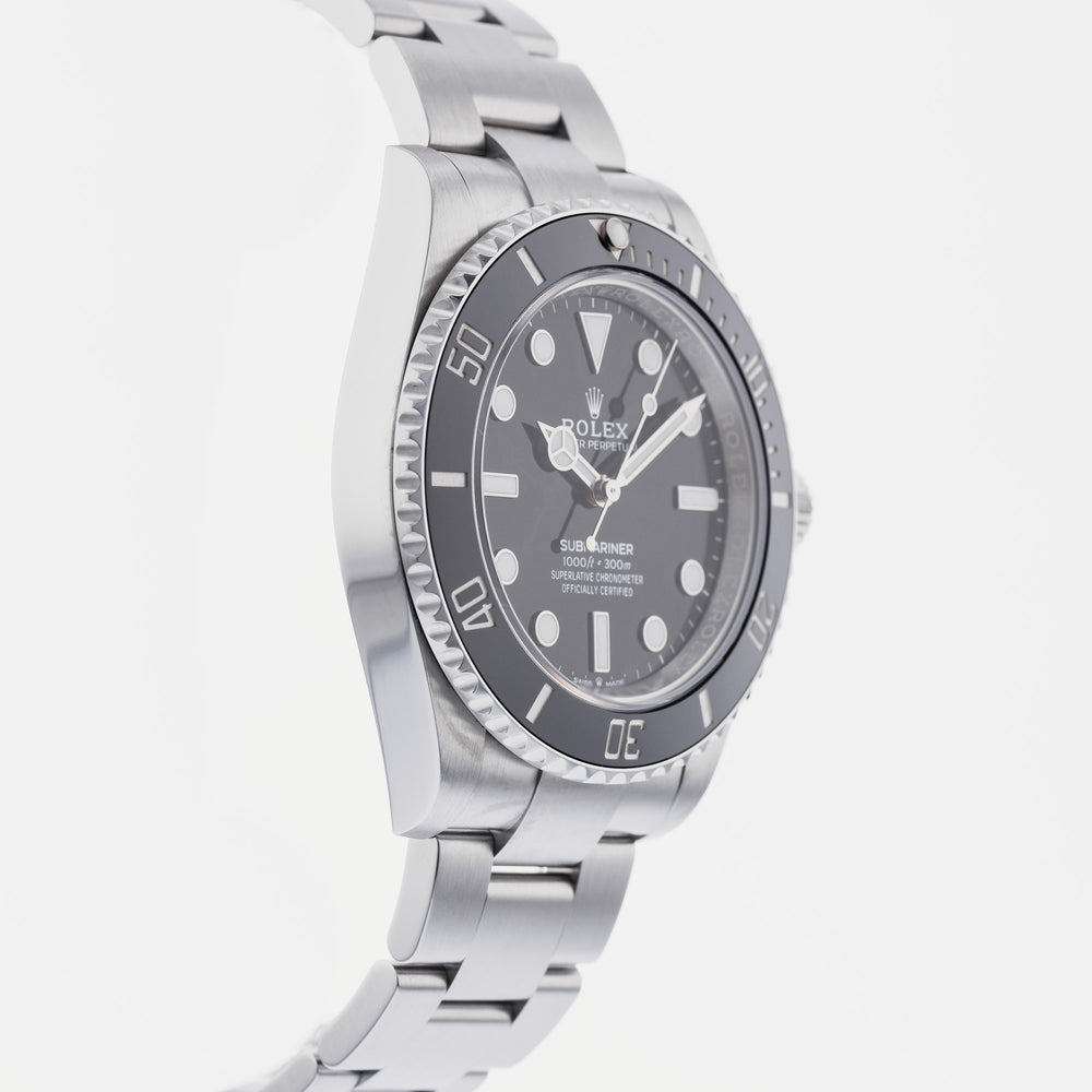 Rolex Submariner 124060 4