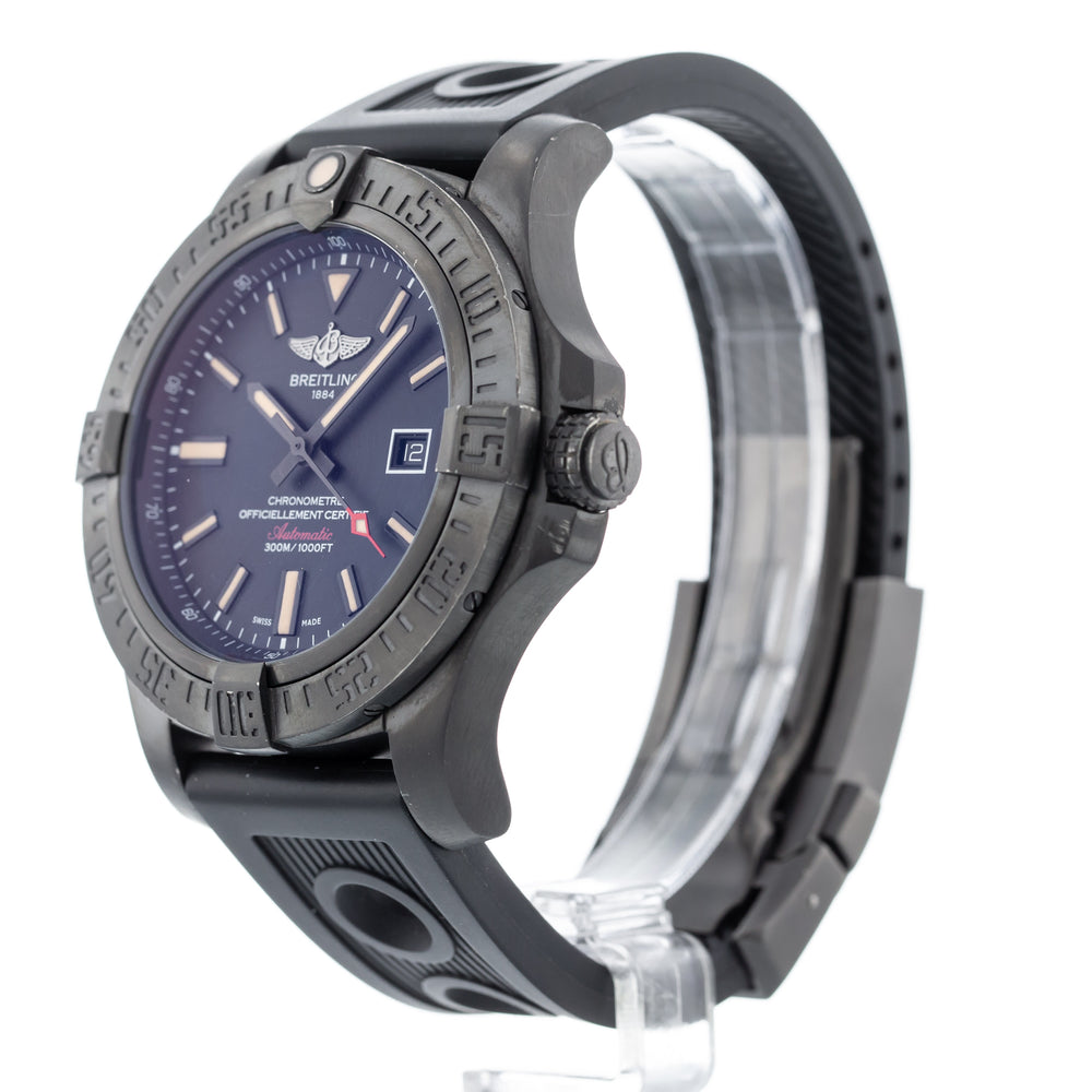 Breitling Avenger Blackbird V17310 2