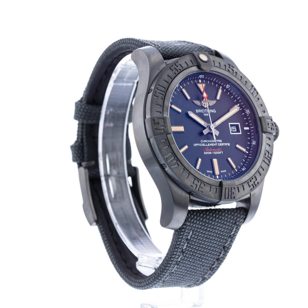 Breitling Avenger Blackbird V17310 6