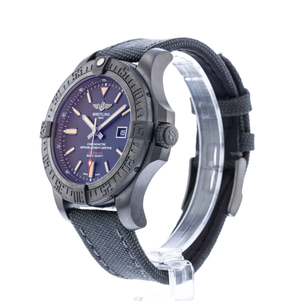 Breitling Avenger Blackbird V17310 2